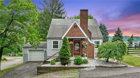 2419 Thompson St, Mckeesport, PA 15133