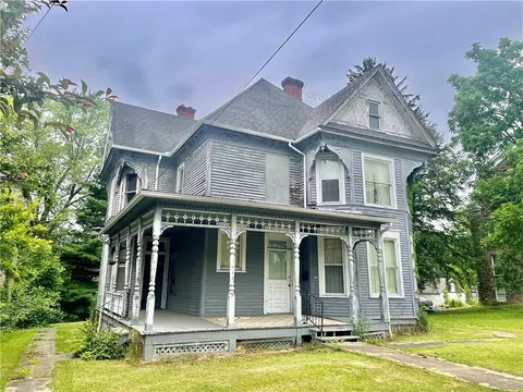 504 N Mckean St, Butler, PA 16001