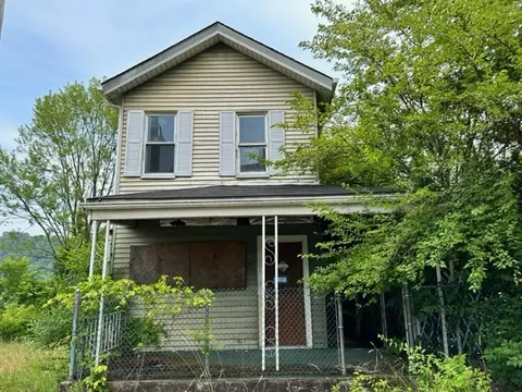 205 Cedar St, Duquesne, PA 15110