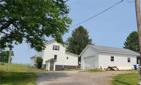 385 Little Rock Rd, Kittanning, PA 16201