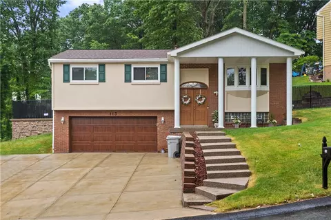 113 Loire Valley Dr, Pittsburgh, PA 15209