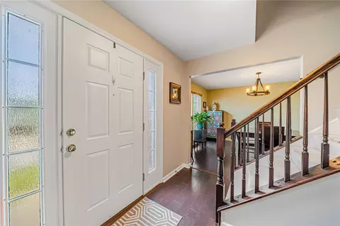 910 Castleview Dr, Irwin, PA 15642 photo 15