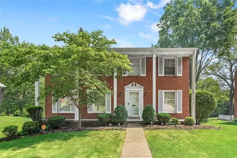 4974 Wheaton Dr, Pittsburgh, PA 15236
