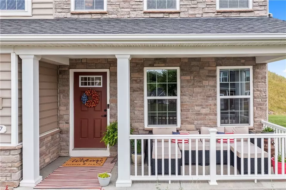  147 Piatt Estates Dr, Washington, PA 15301 photo 2