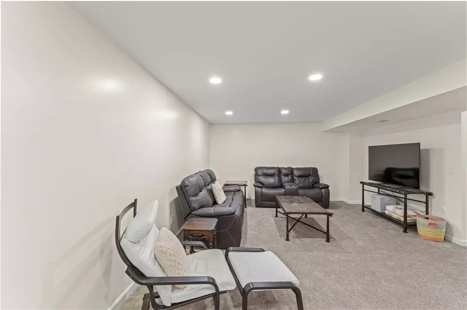  147 Piatt Estates Dr, Washington, PA 15301 photo 28