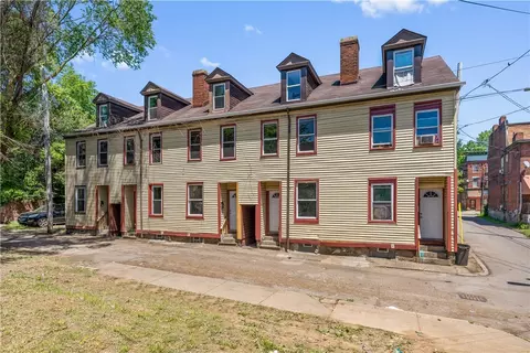 5021-5029 Chaplain Way, Pittsburgh, PA 15207