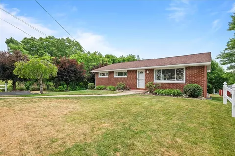 110 Ridge Rd, Cheswick, PA 15024