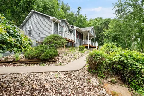 5100 Jane St, West Mifflin, PA 15122
