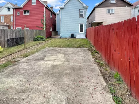 149 Camp Ave, Braddock, PA 15104 photo 30