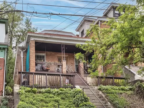 118 E Agnew Ave, Pittsburgh, PA 15210