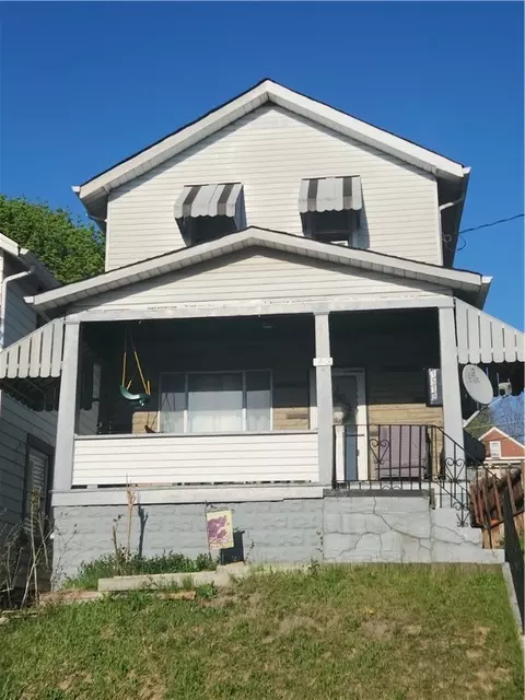 1518 Woodmont Ave, Arnold, PA 15068