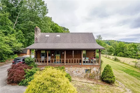 233 Calvary Hill Rd, Latrobe, PA 15650