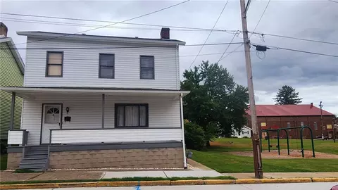 113 S 4th, West Newton, PA 15089