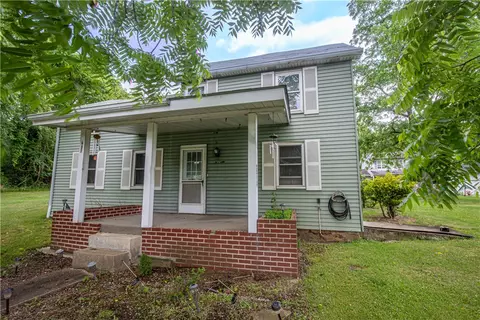 274 Hopwood Coolspring Rd, Hopwood, PA 15445