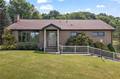 305 Browns Hill Rd, Valencia, PA 16059