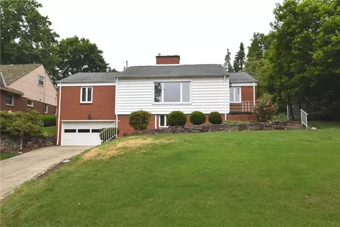 346 Newburn Dr, Pittsburgh, PA 15216