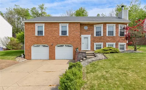 539 Cresthaven Dr, Pittsburgh, PA 15239