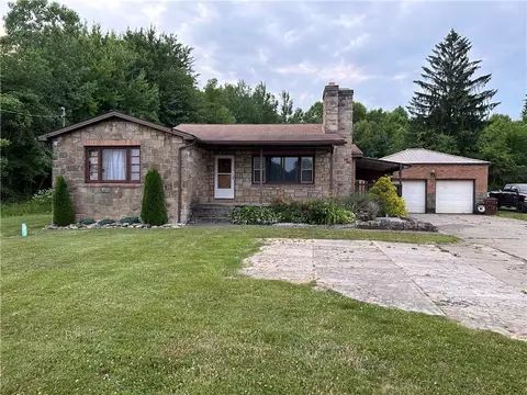 145 State Route 208, Pulaski, PA 16143
