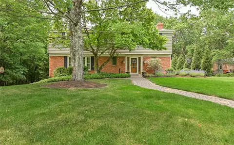 4269 Old New England Rd, Allison Park, PA 15101