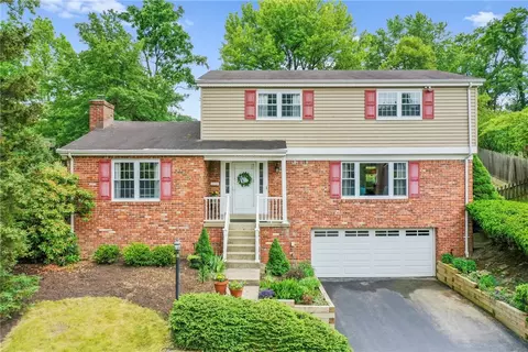 113 Laurelwood Dr, Pittsburgh, PA 15237