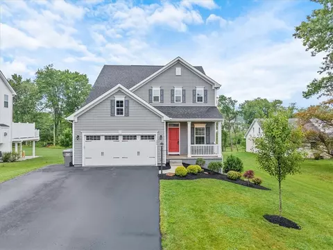 309 Leslie Rd, Valencia, PA 16059