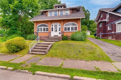 212 Charles Ave, New Kensington, PA 15068
