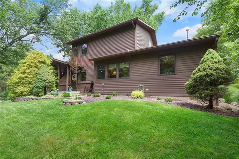 109 Berkeley Dr, Pittsburgh, PA 15237