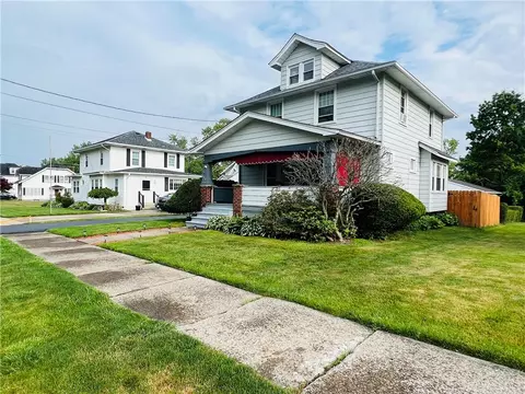 426 Norwood Ave, New Castle, PA 16105