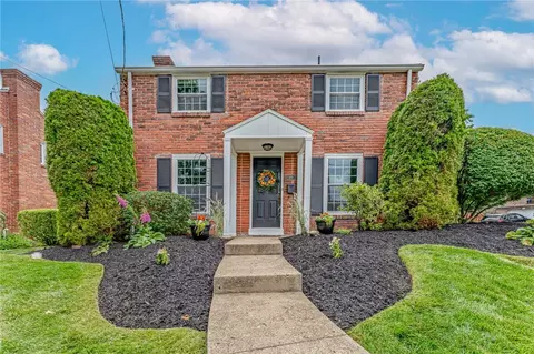 495 Old Farm Rd, Pittsburgh, PA 15228