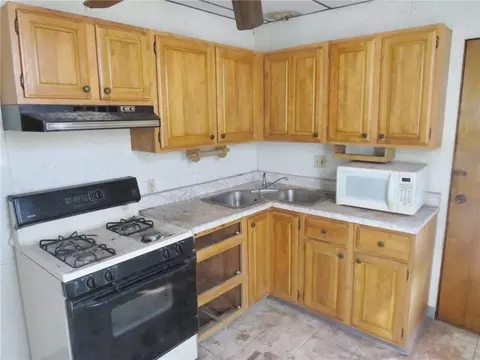 1300 Packer Ave, Braddock, PA 15104 photo 20