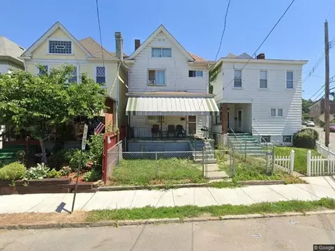 302 Russellwood Ave, Mckees Rocks, PA 15136