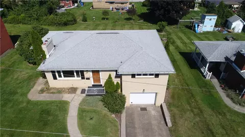 268 Henry Dr, Irwin, PA 15642