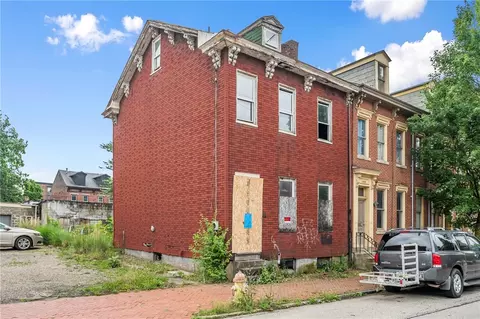 1321 Columbus Ave, Pittsburgh, PA 15233