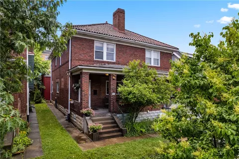 903 Chislett St, Pittsburgh, PA 15206