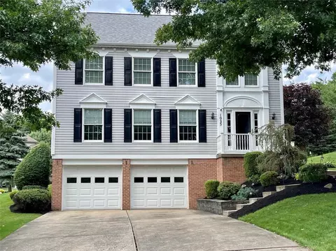 1025 Meadowbrook Dr, Canonsburg, PA 15317