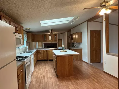 45 Pine Cir, Apollo, PA 15613 photo 7