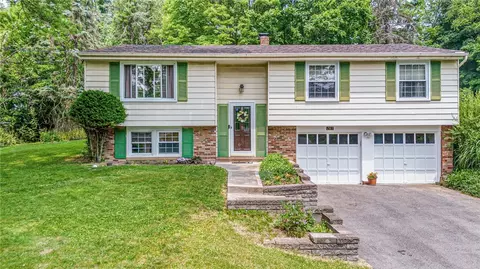 287 Alamo Dr, Pittsburgh, PA 15241