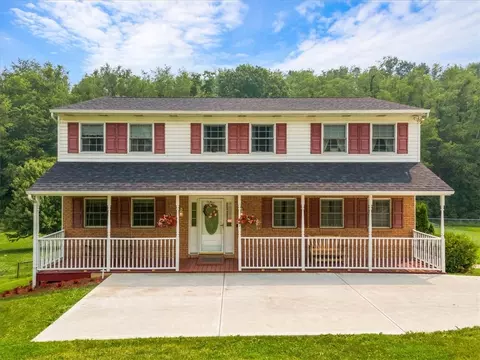 650 Lakeview Dr, Washington, PA 15301