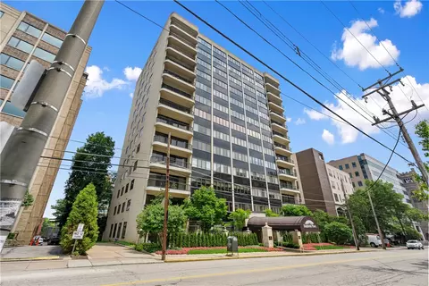 146 N Bellefield #703, Pittsburgh, PA 15213