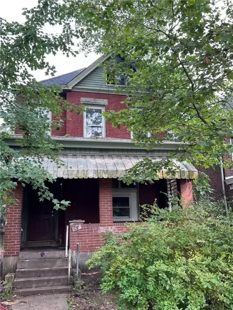 137 Zara St, Pittsburgh, PA 15210