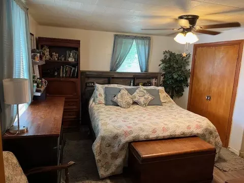 3056 Idaho St, Export, PA 15632 photo 5