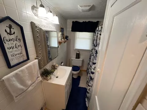 3056 Idaho St, Export, PA 15632 photo 9