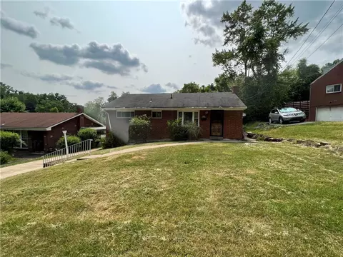 211 Calmar Dr, Verona, PA 15147