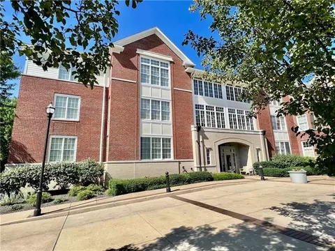1219 Crescent Pl #3D, Pittsburgh, PA 15217