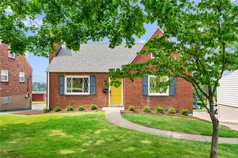 1130 Cardinal Dr, Pittsburgh, PA 15243