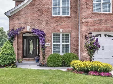 108 Redmond Ct, Cranberry Township, PA 16066