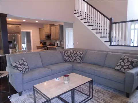 162 Eric Dr, Beaver, PA 15009 photo 5