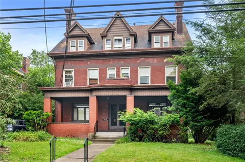 5846 Bartlett St, Pittsburgh, PA 15217