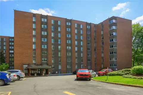 5 Bayard Rd #503, Pittsburgh, PA 15213