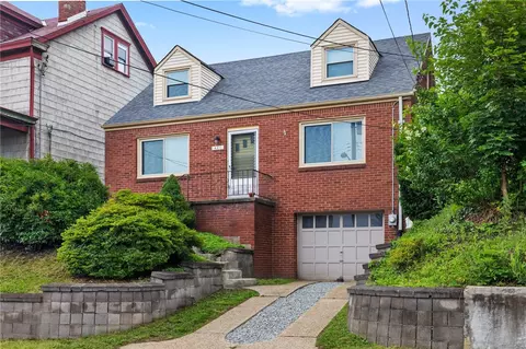 425 Fisher St, Pittsburgh, PA 15210